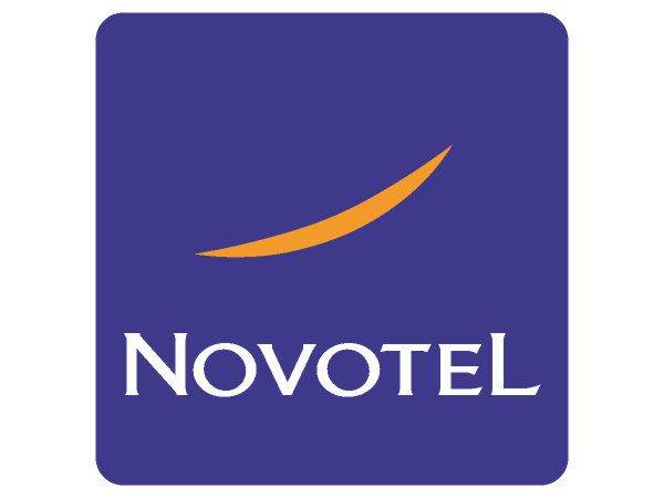 Novotel logo